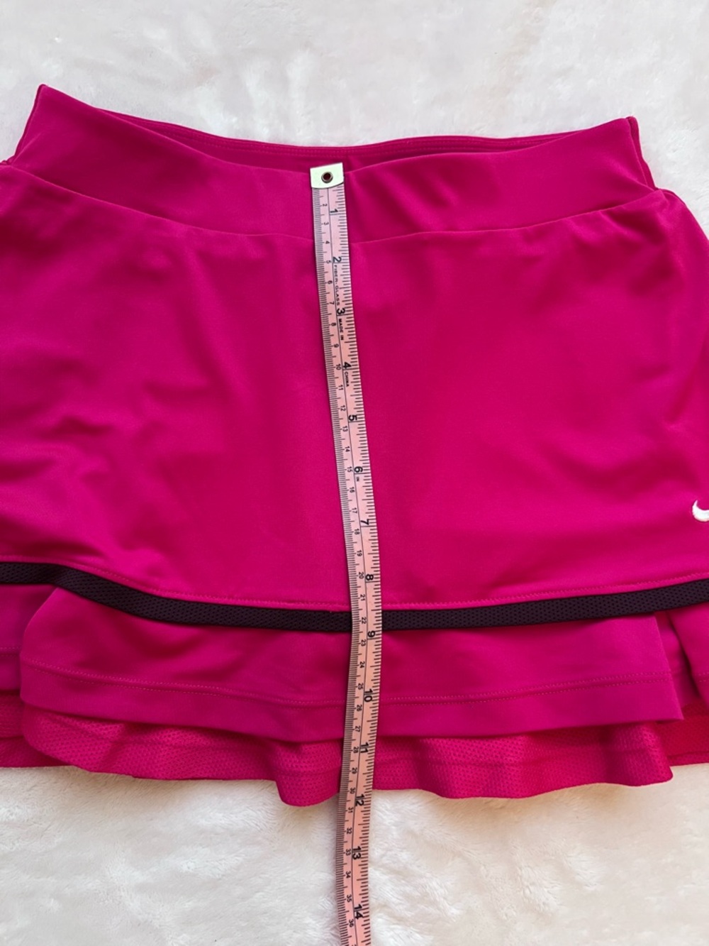 Nike Dry-Fit Women’s Fuchsia Tennis Outfit (2 pieces) - Picture 14 of 16